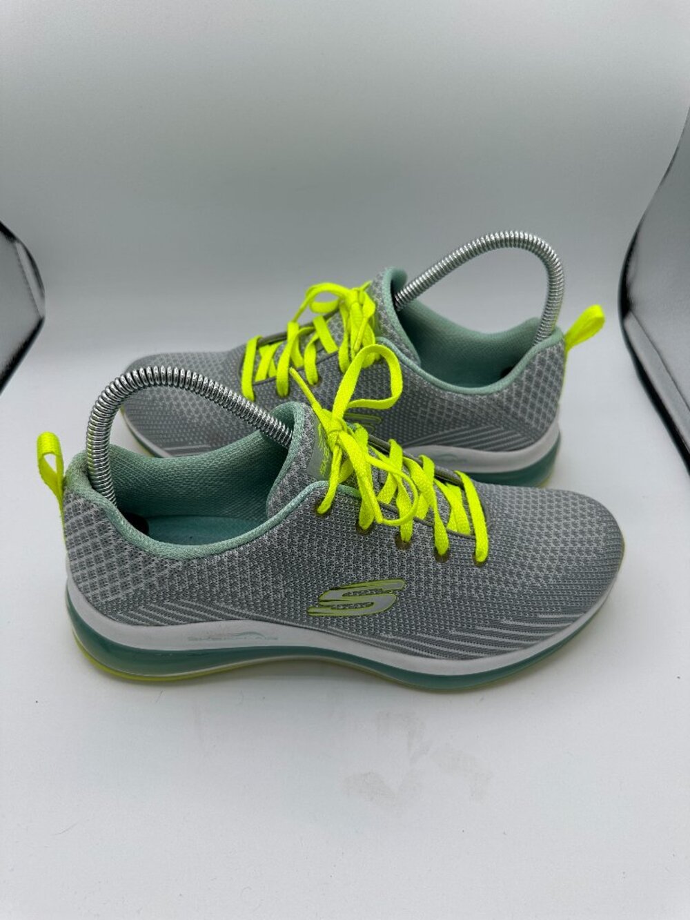 Skechers Skech-Air Element 2.0-Amuse M Sneakers Grey Women's 8.5